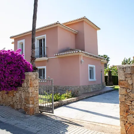 Cuatro Soles En Con Piscina Privada Y Jardín By Family Homes Villa Dénia