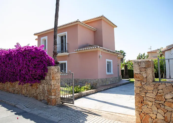 Cuatro Soles By Family Homes فيلة دينايا